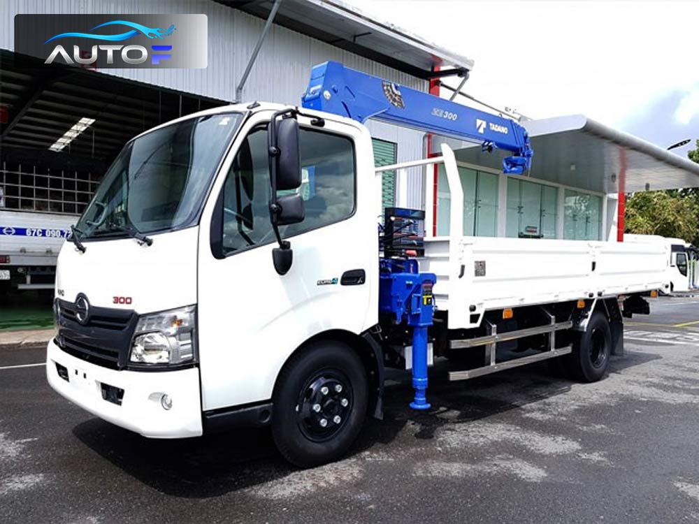 xe cau 3 tan Hino XZU720L